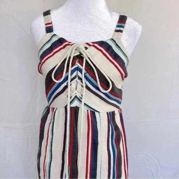 Lost + Wander Dresses & Skirts - Lost + Wander patriotic midi dress with tie-up front.